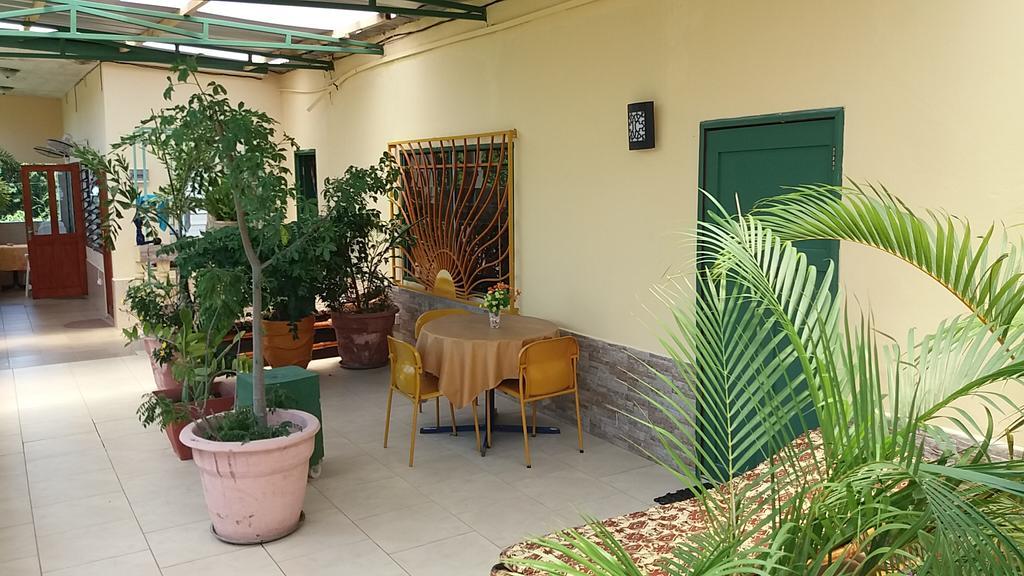 Busy Bee Apartments Kololi Εξωτερικό φωτογραφία