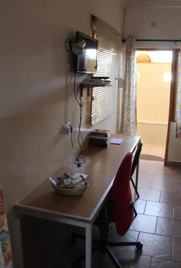Busy Bee Apartments Kololi Εξωτερικό φωτογραφία