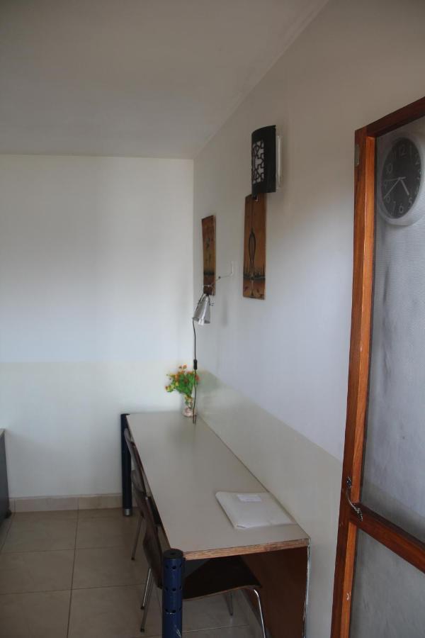 Busy Bee Apartments Kololi Εξωτερικό φωτογραφία