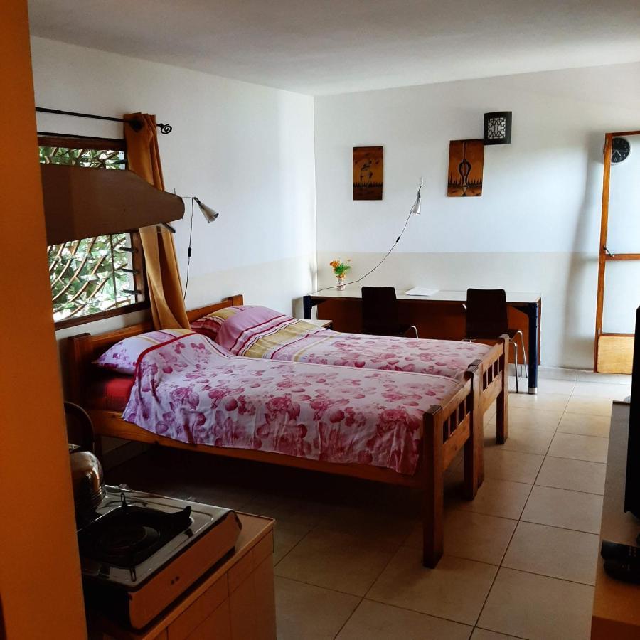 Busy Bee Apartments Kololi Εξωτερικό φωτογραφία